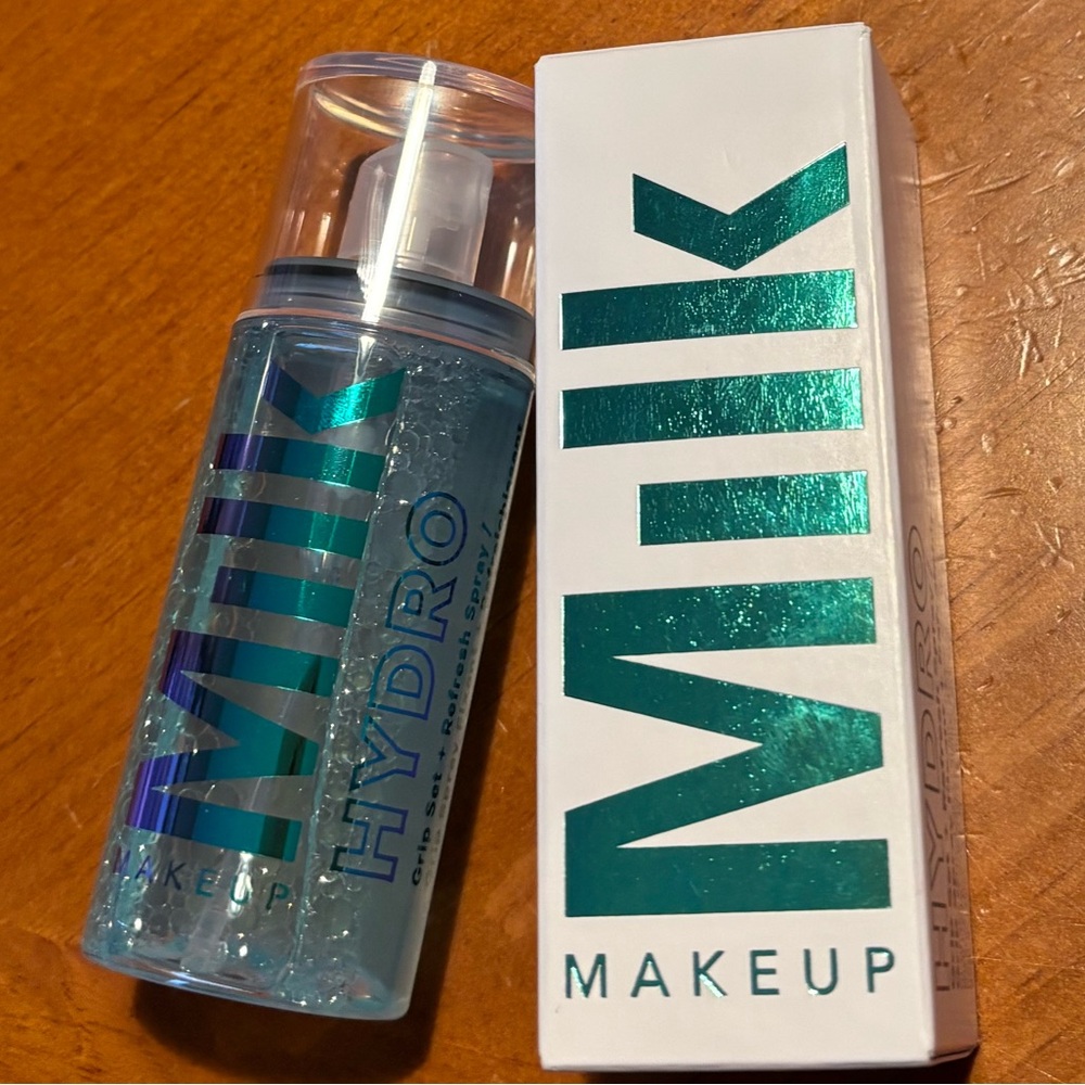 Milk Makeup Hydro Grip Set + Refresh Spray